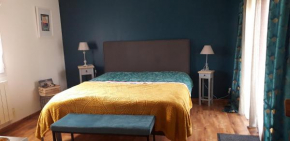 Hotels in Trept